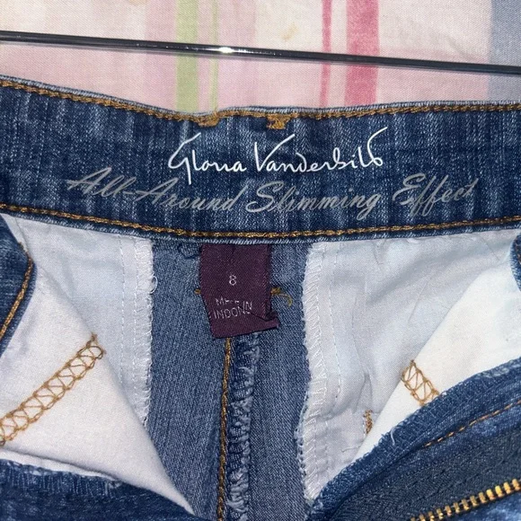 Gloria Vanderbilt Blue Jean Shorts Relaxed Fit - Picture 3 of 3